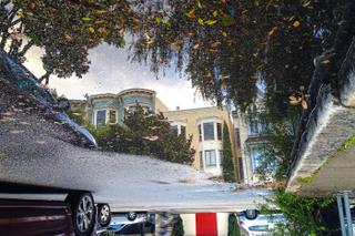 Illustration for article titled San Francisco's Sights Reflected Upside-Down In Perfectly Clear Puddles